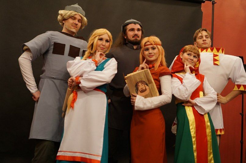 костюмы, персонажи, наряды