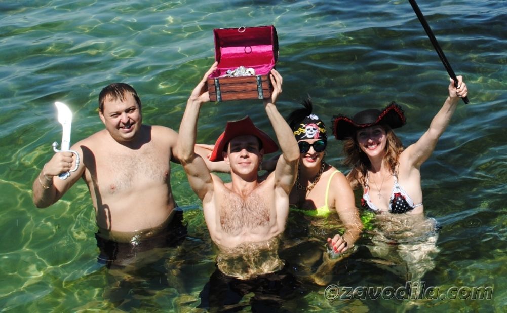 Пиратская вечеринка на яхте