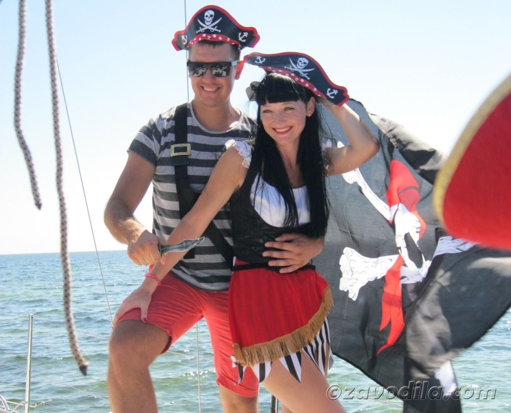 Пиратская вечеринка на яхте